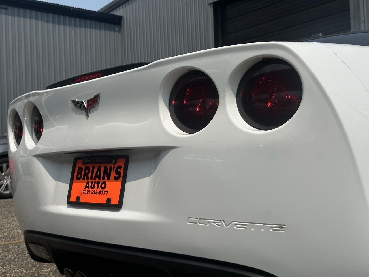 Chevrolet Corvette 2dr Cpe 2005