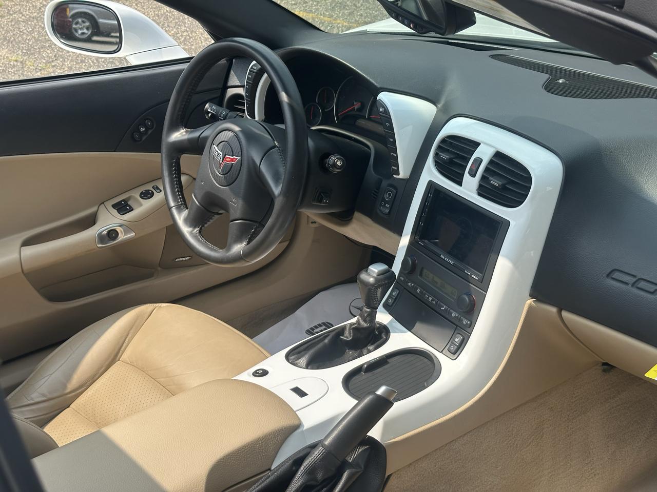 Chevrolet Corvette 2dr Cpe 2005
