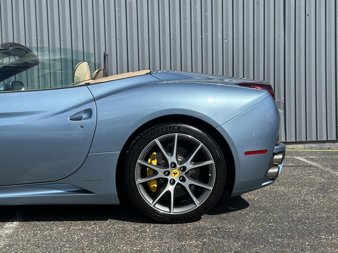 Ferrari California 2dr Conv 2012
