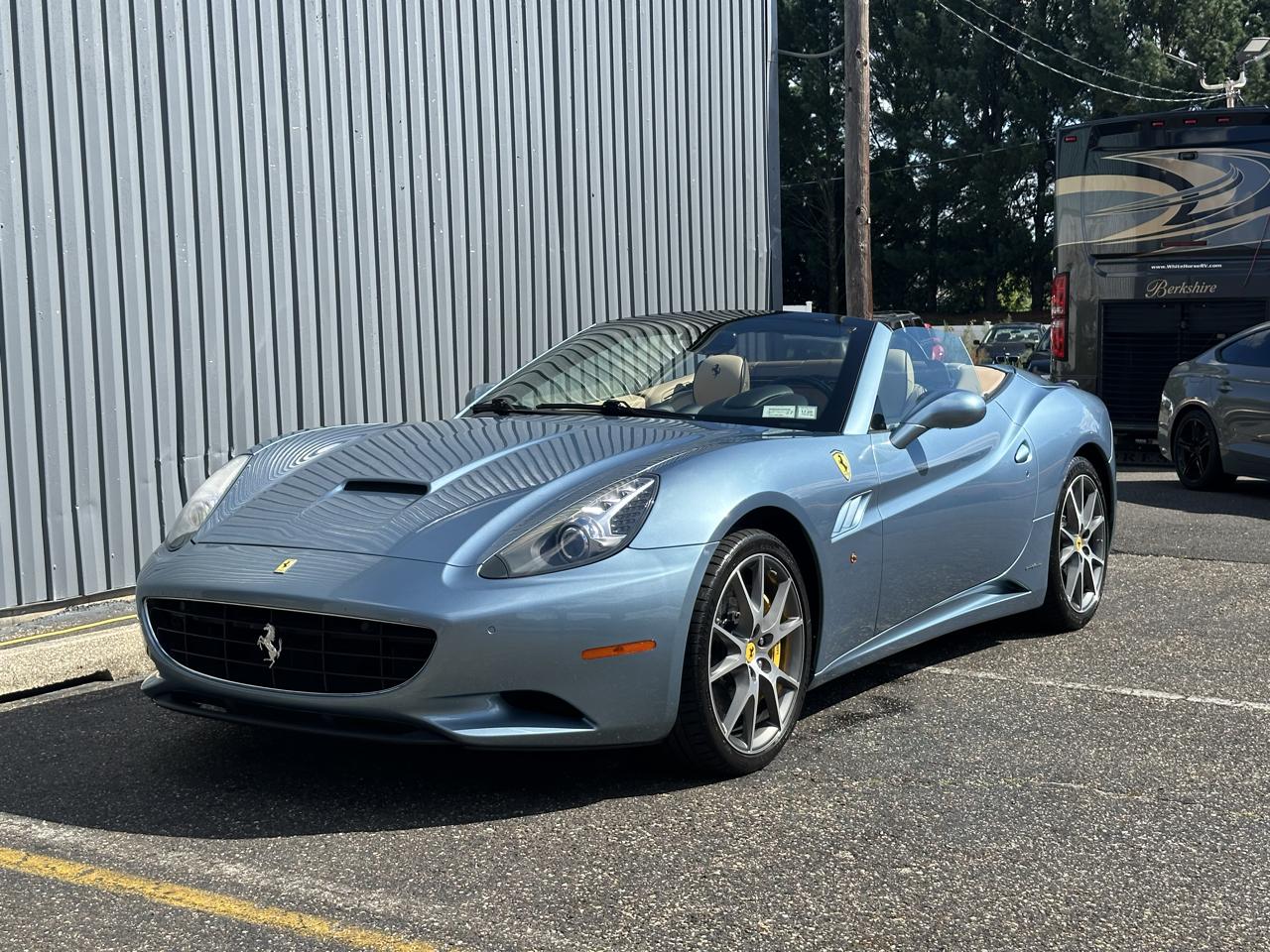 Ferrari California 2dr Conv 2012