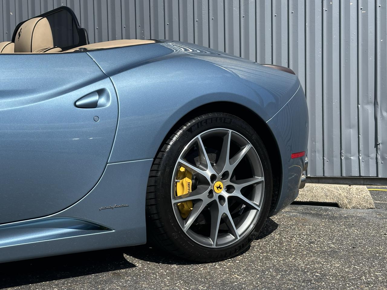 Ferrari California 2dr Conv 2012