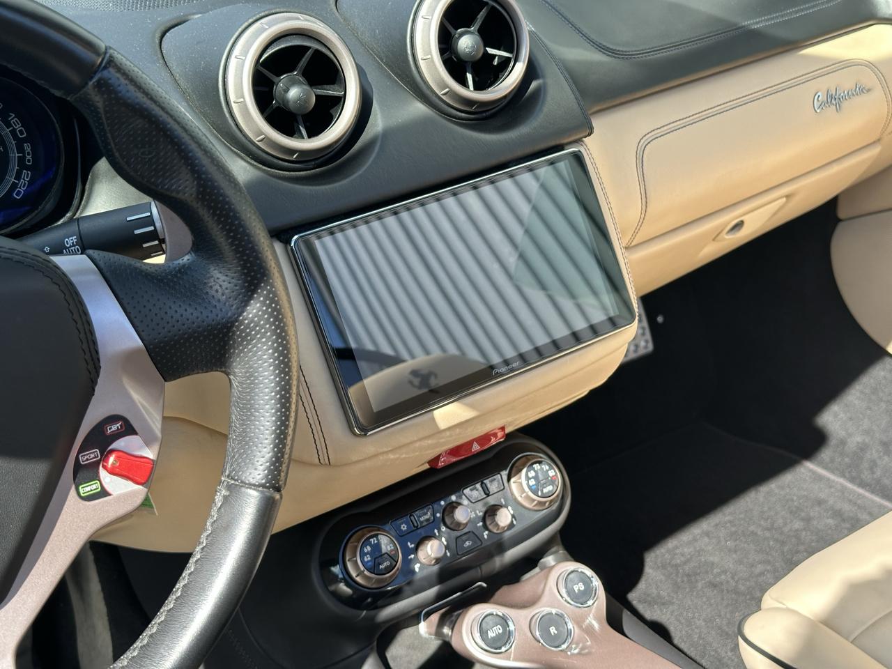 Ferrari California 2dr Conv 2012
