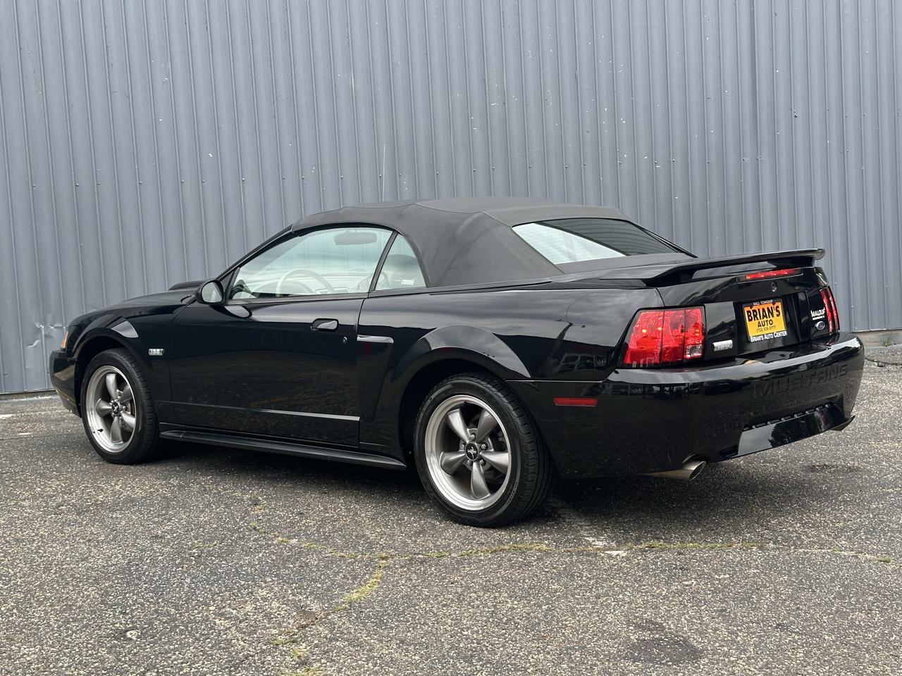 Ford Mustang GT Convertible  2003