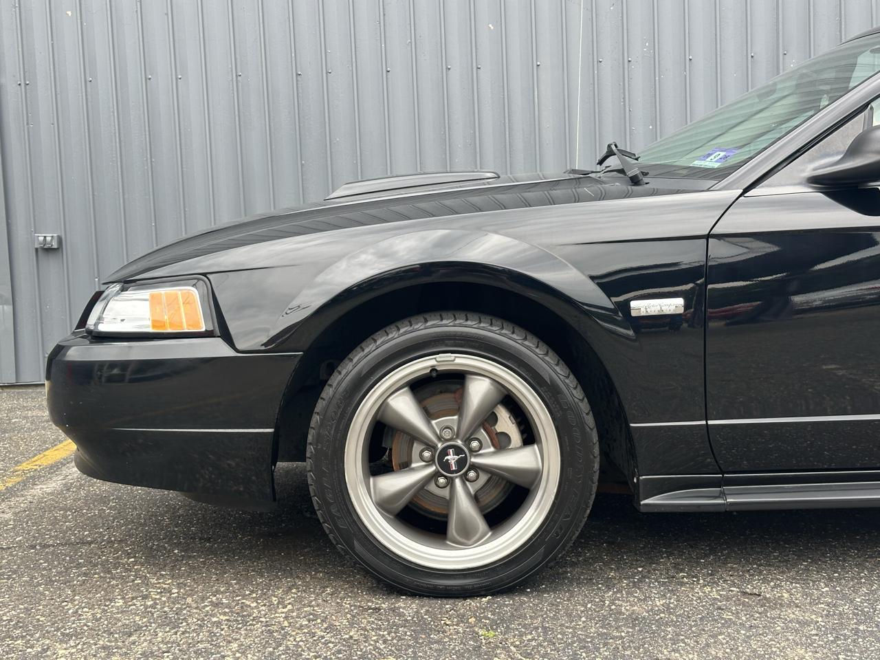 Ford Mustang GT Convertible  2003