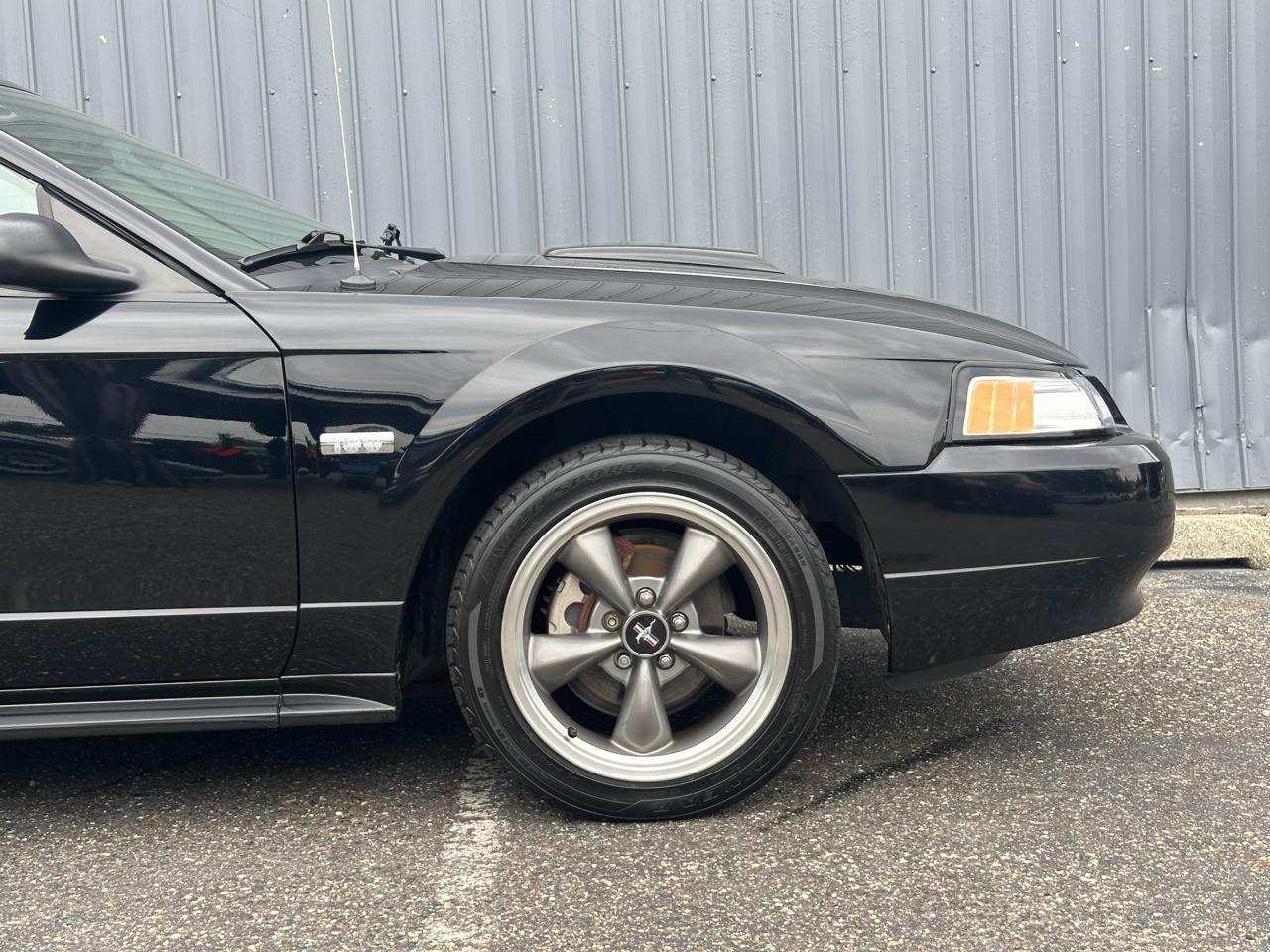 Ford Mustang GT Convertible  2003