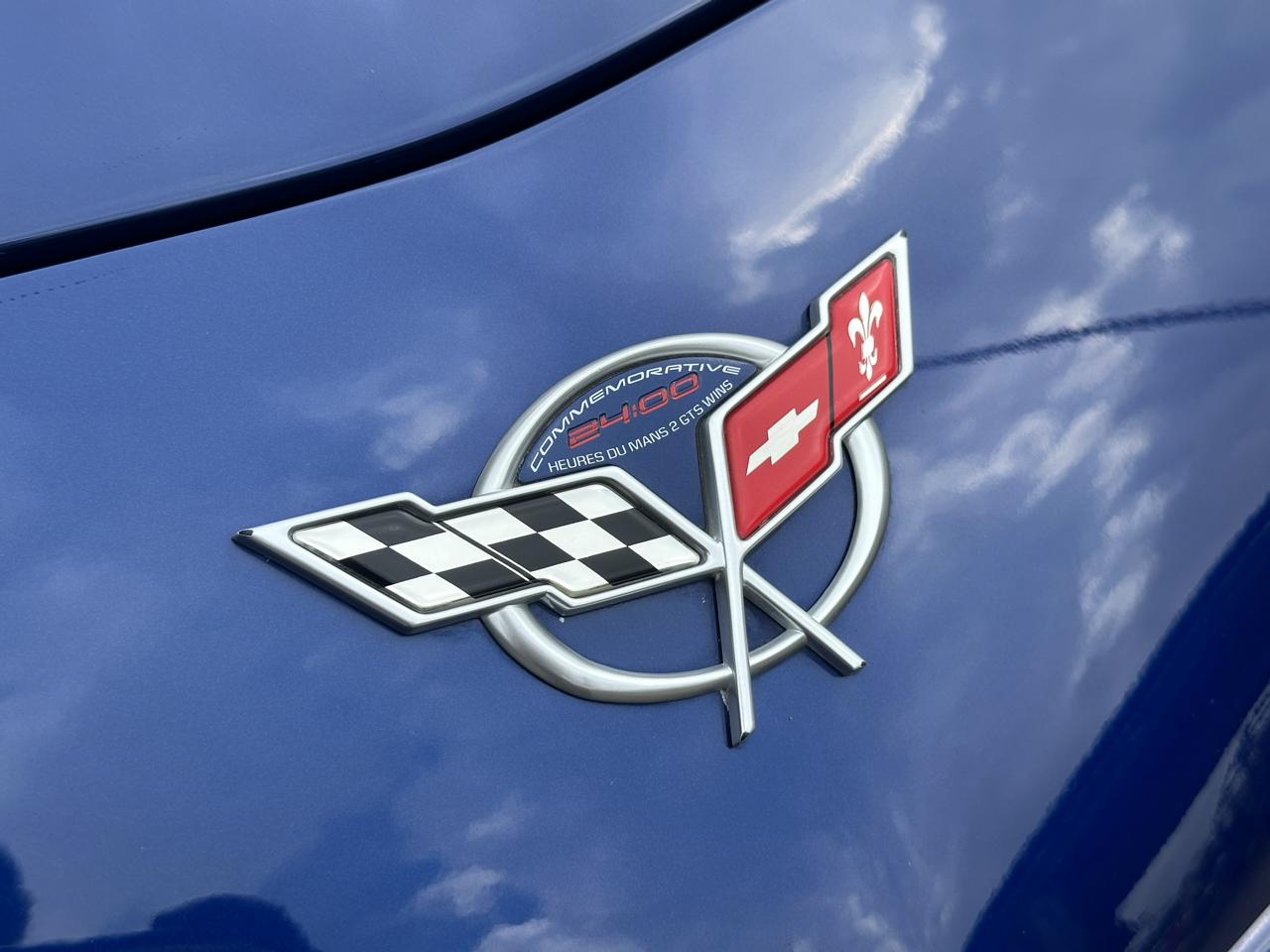 Chevrolet Corvette 2dr Convertible 2004