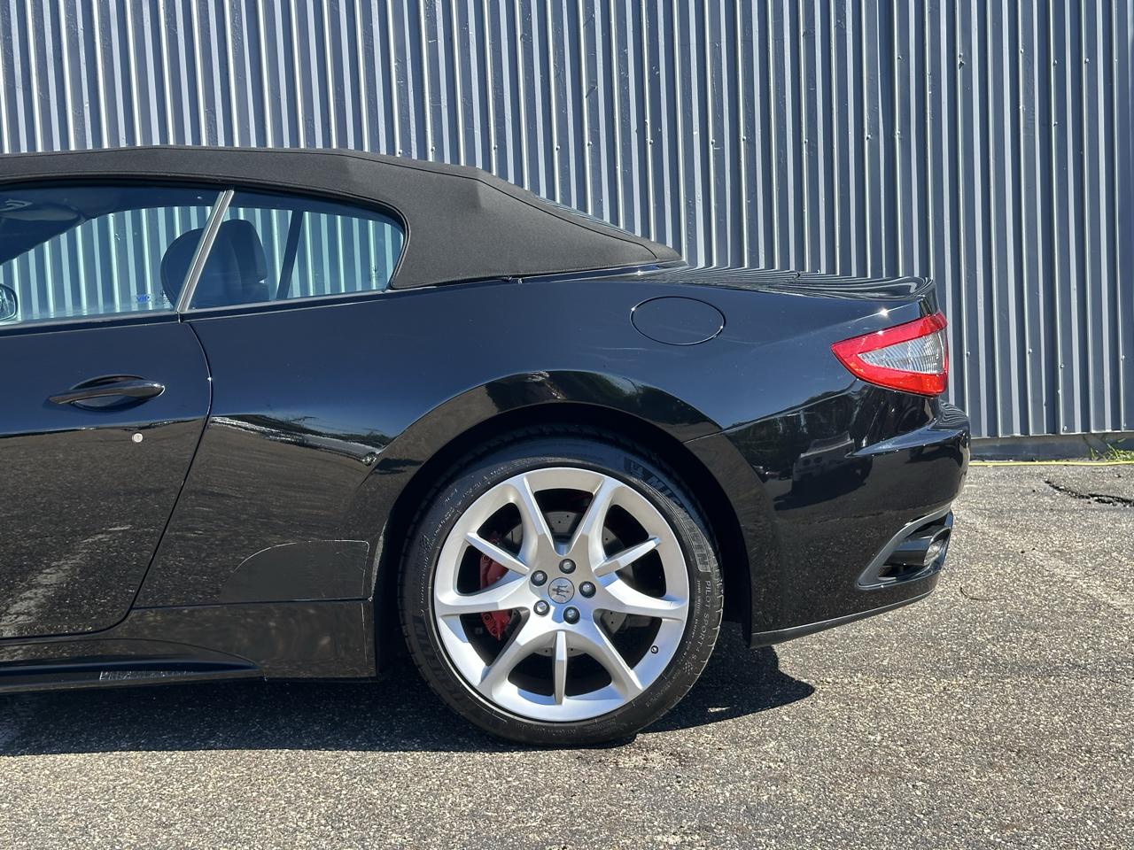 Maserati GranTurismo Convertible 2dr Conv GranTurismo Sport 2013