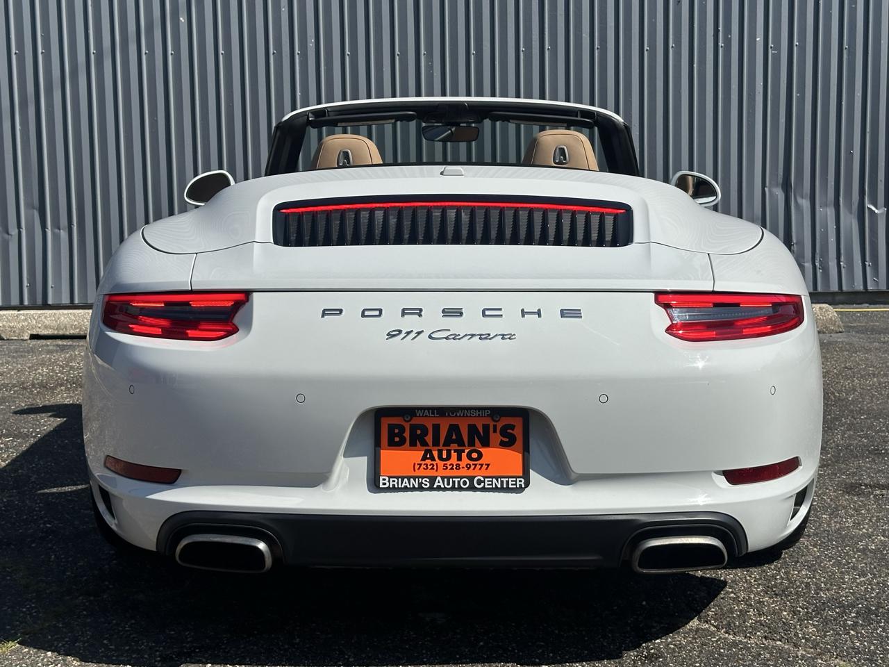 Porsche 911 Carrera Cabriolet 2017