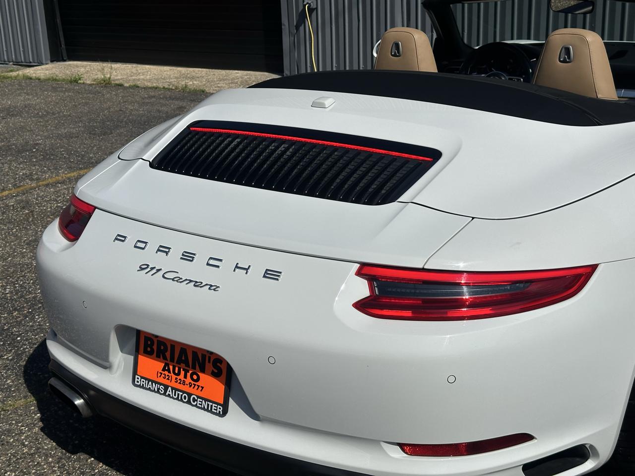 Porsche 911 Carrera Cabriolet 2017