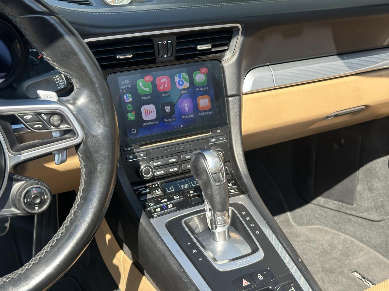 Porsche 911 Carrera Cabriolet 2017