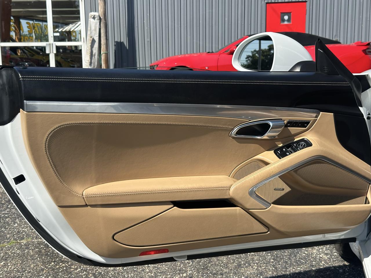 Porsche 911 Carrera Cabriolet 2017