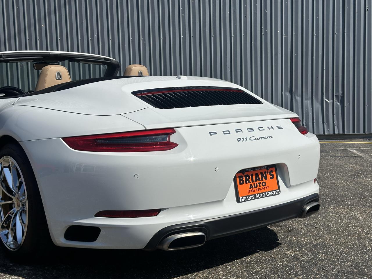 Porsche 911 Carrera Cabriolet 2017