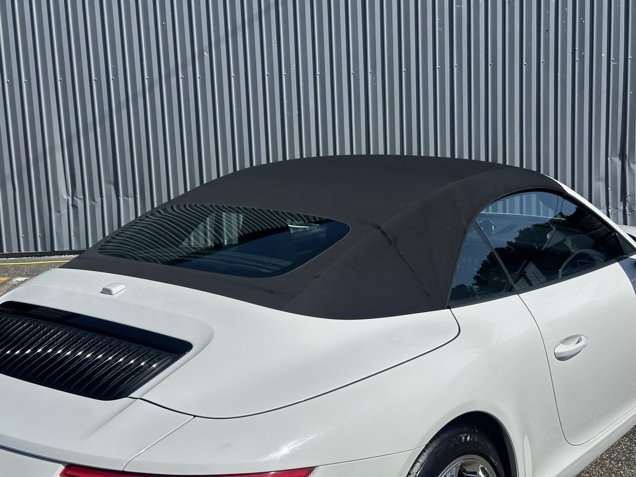 Porsche 911 Carrera Cabriolet 2017