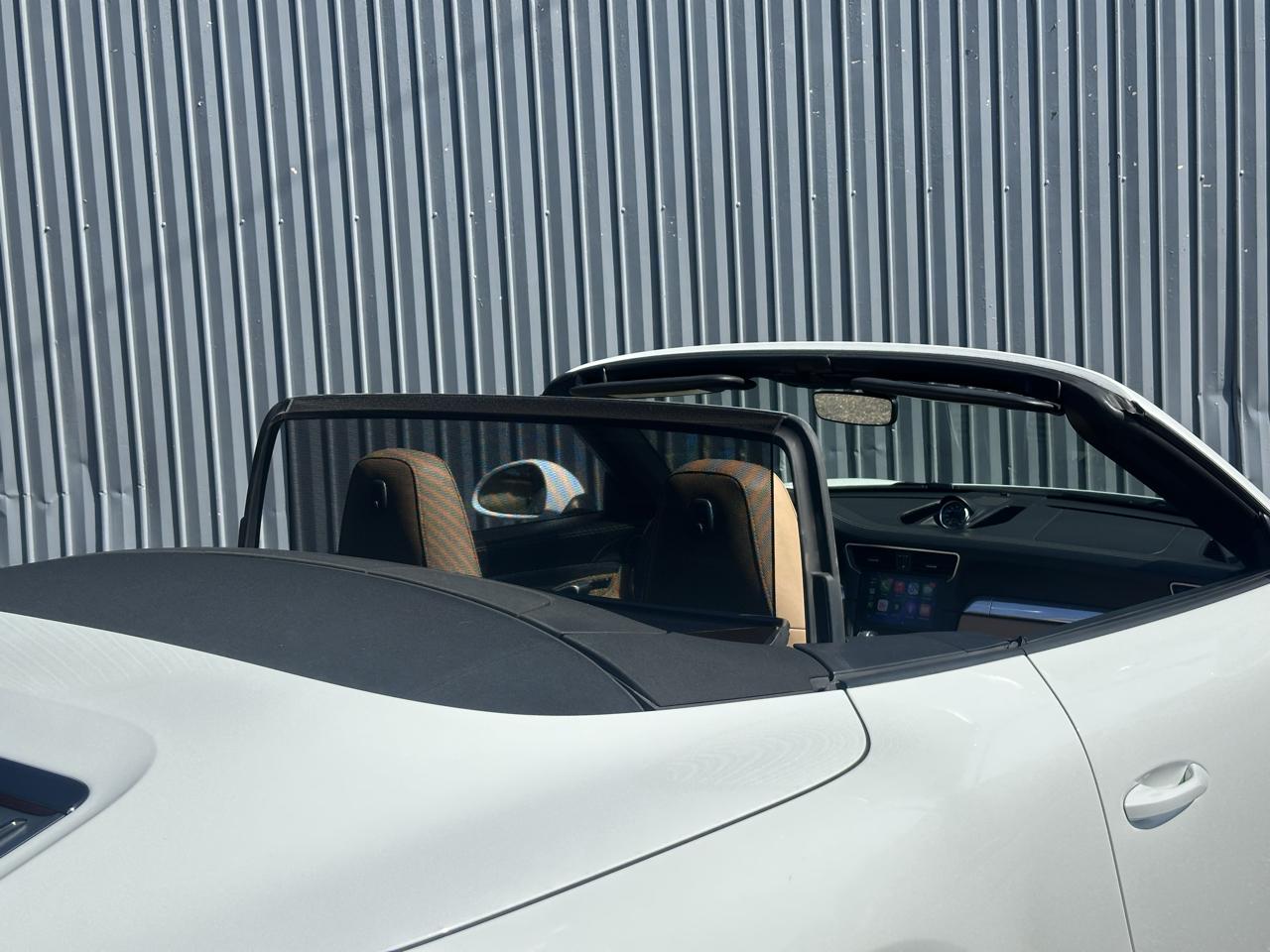 Porsche 911 Carrera Cabriolet 2017