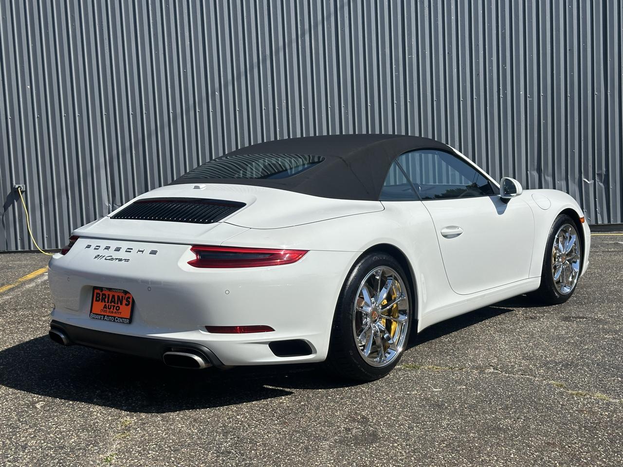 Porsche 911 Carrera Cabriolet 2017