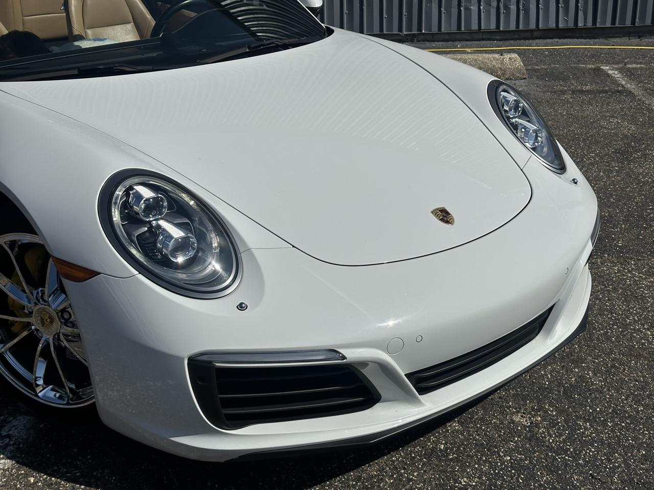 Porsche 911 Carrera Cabriolet 2017