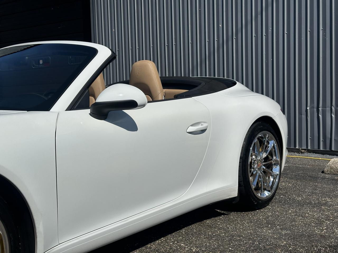 Porsche 911 Carrera Cabriolet 2017