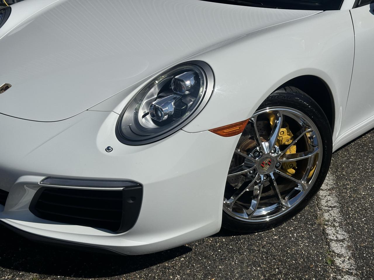 Porsche 911 Carrera Cabriolet 2017