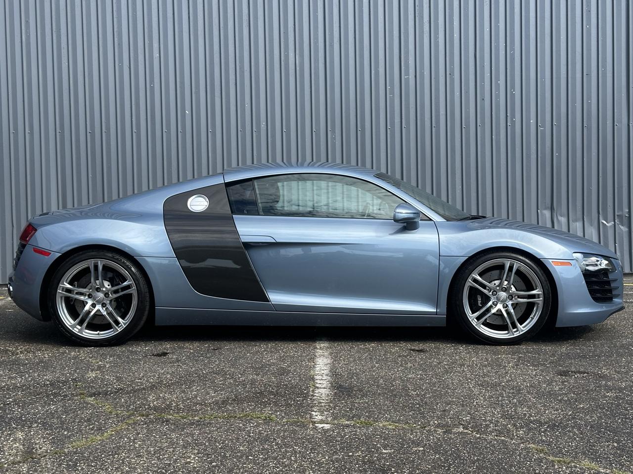 Audi R8 2dr Cpe 4.2L Man quattro 2009