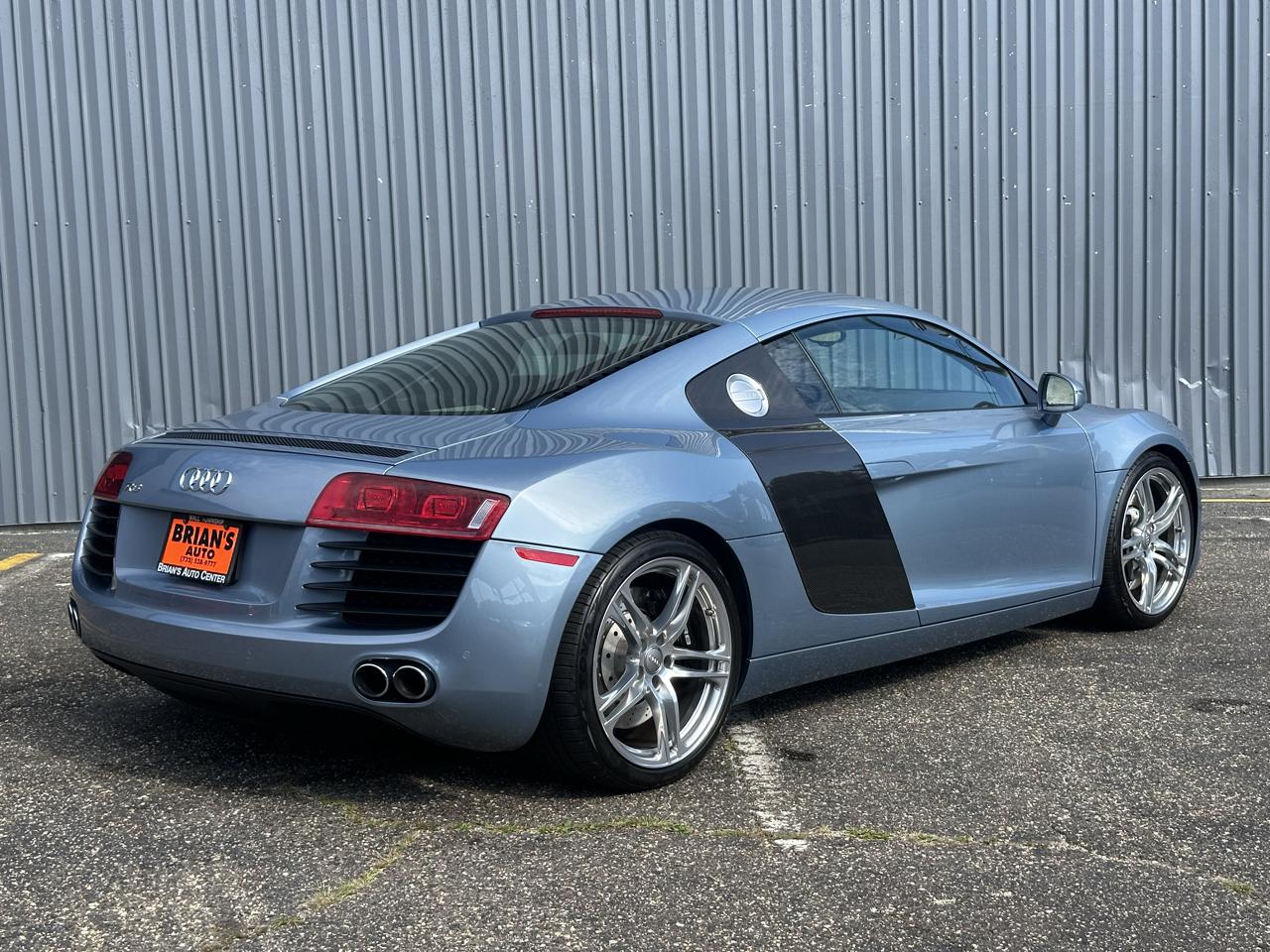 Audi R8 2dr Cpe 4.2L Man quattro 2009