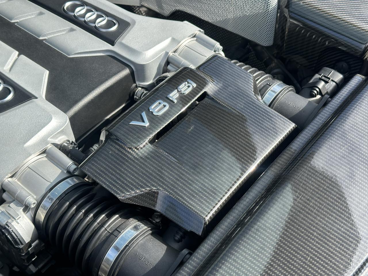 Audi R8 2dr Cpe 4.2L Man quattro 2009