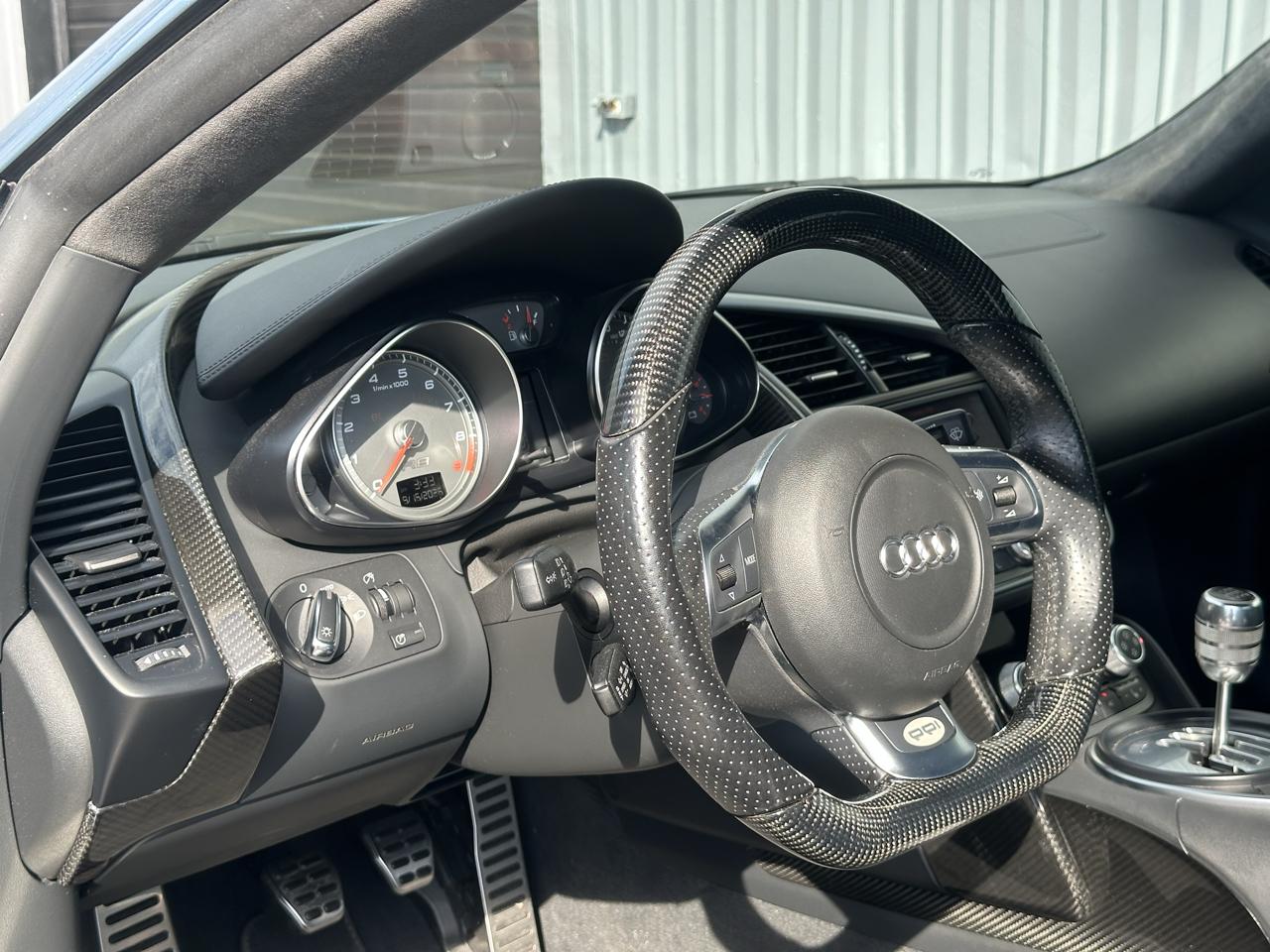 Audi R8 2dr Cpe 4.2L Man quattro 2009
