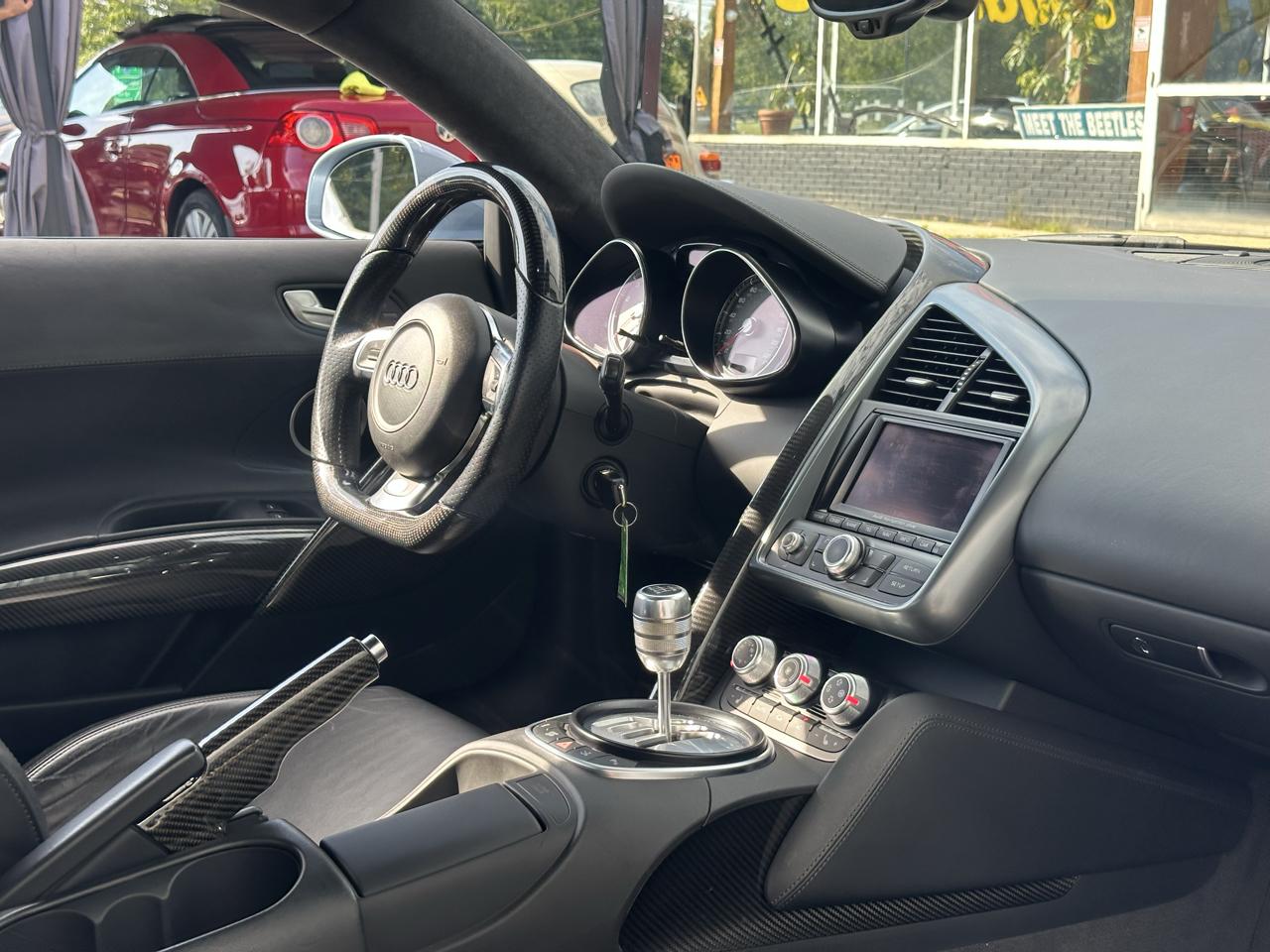 Audi R8 2dr Cpe 4.2L Man quattro 2009