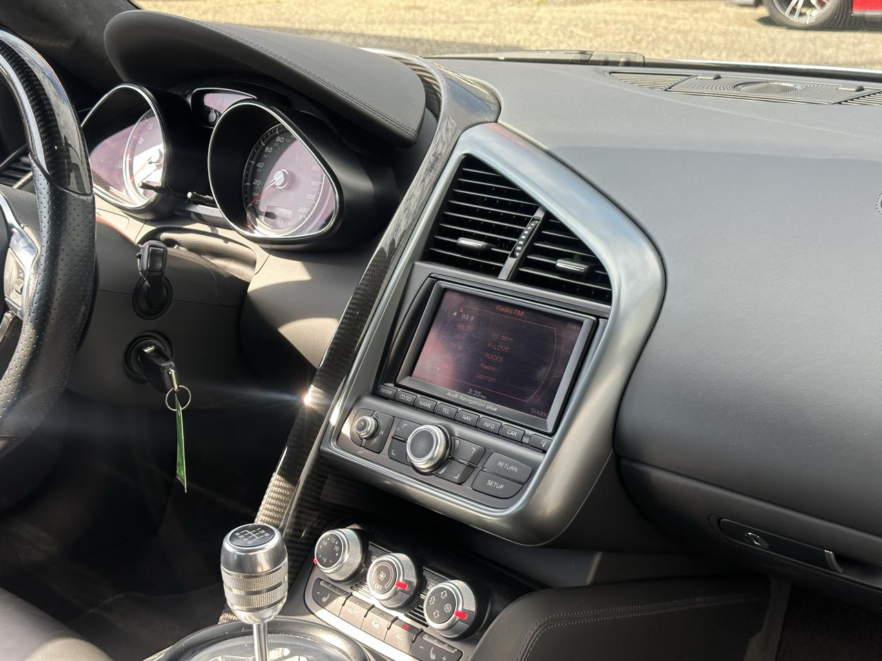 Audi R8 2dr Cpe 4.2L Man quattro 2009