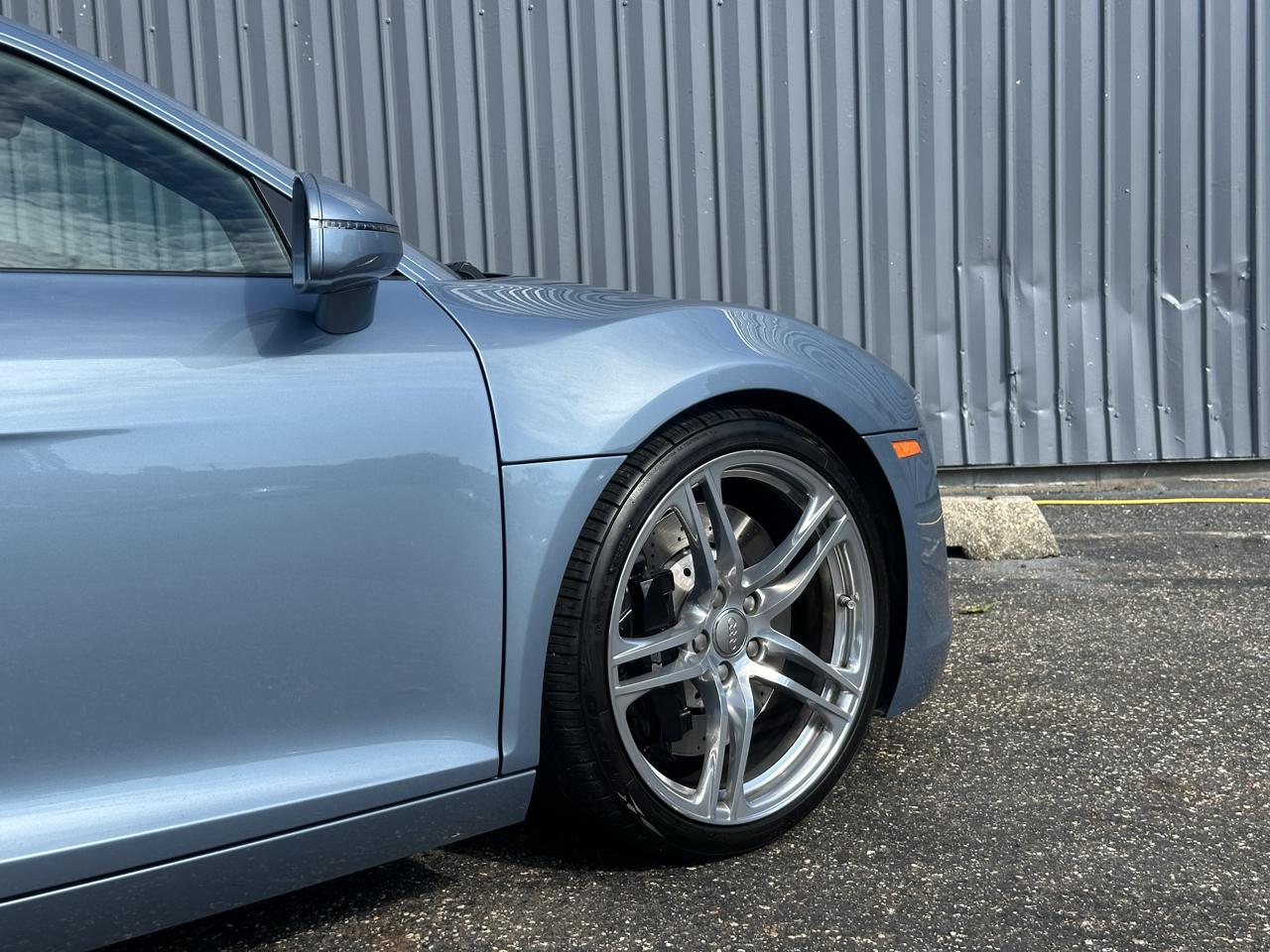 Audi R8 2dr Cpe 4.2L Man quattro 2009