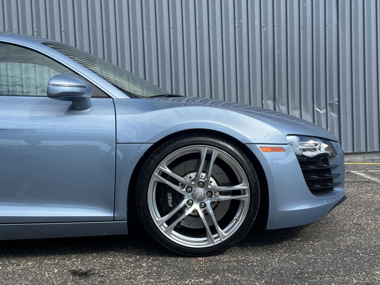 Audi R8 2dr Cpe 4.2L Man quattro 2009