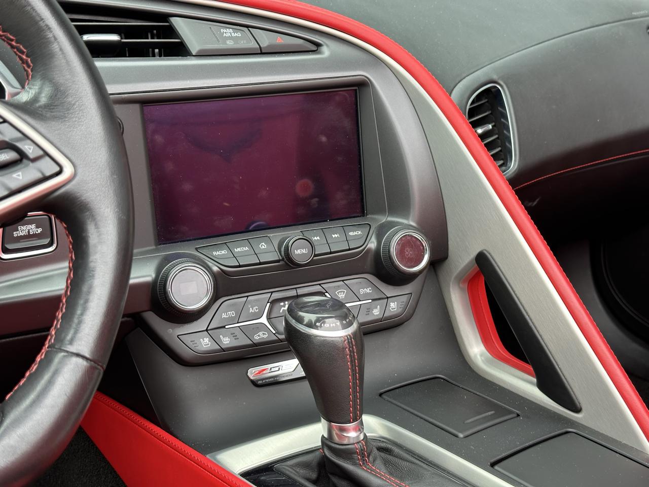 Chevrolet Corvette 2dr Z06 Conv w/3LZ 2015