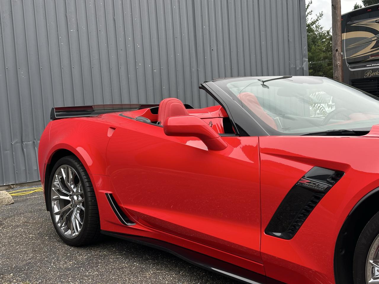 Chevrolet Corvette 2dr Z06 Conv w/3LZ 2015