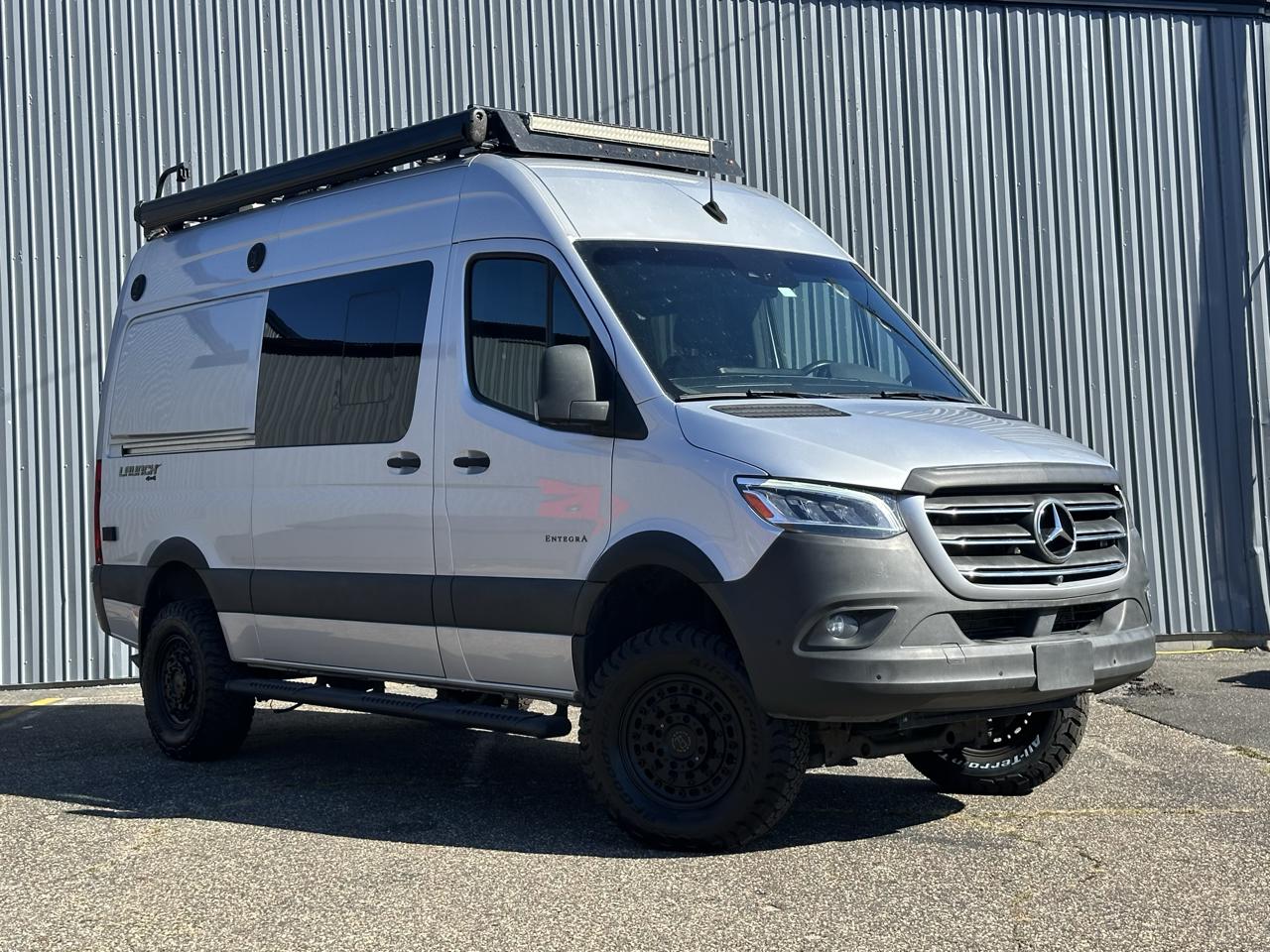 Mercedes-Benz Sprinter Van  2022