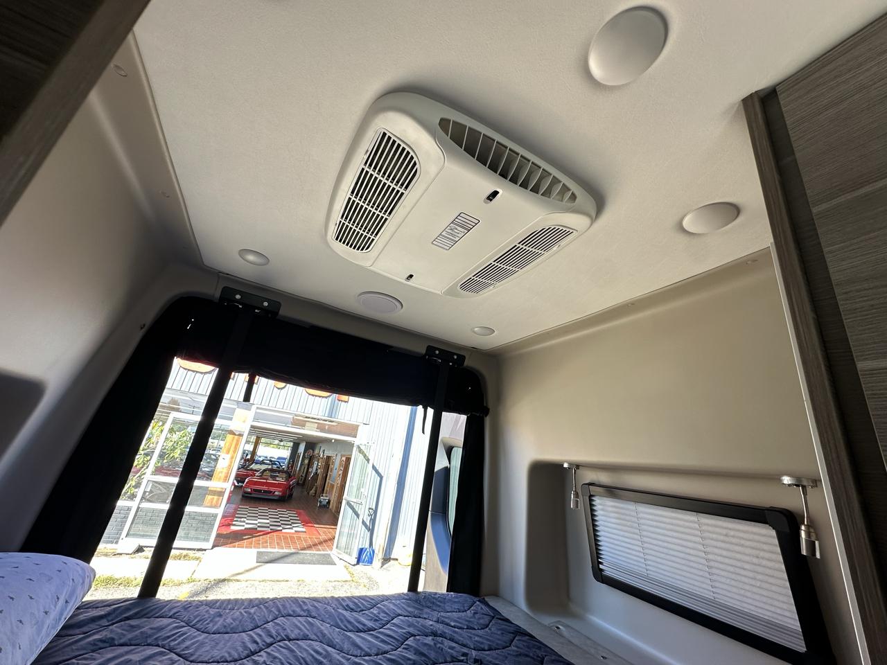 Mercedes-Benz Sprinter Van  2022