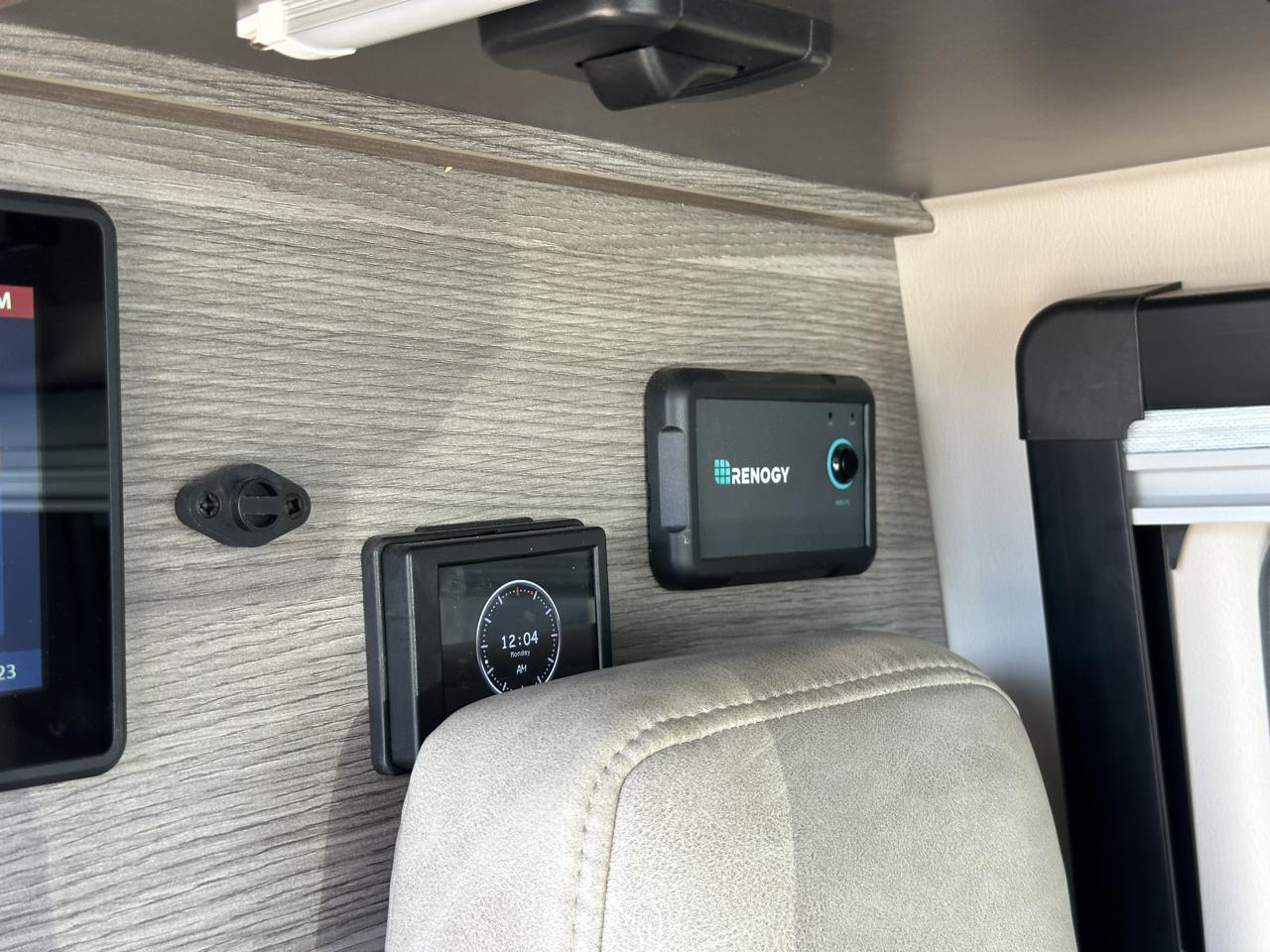 Mercedes-Benz Sprinter Van  2022