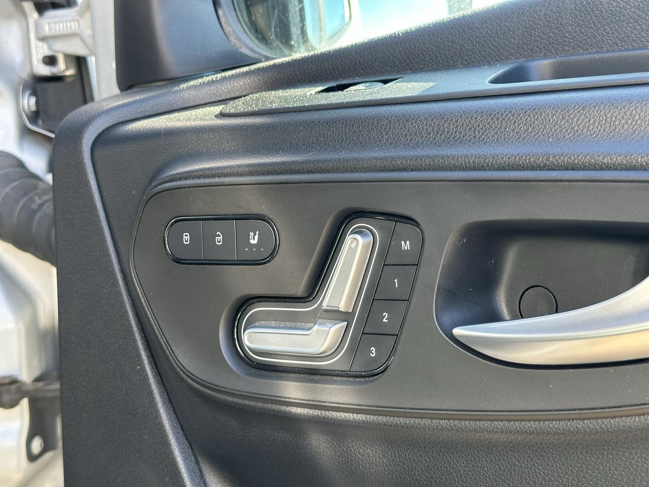 Mercedes-Benz Sprinter Van  2022