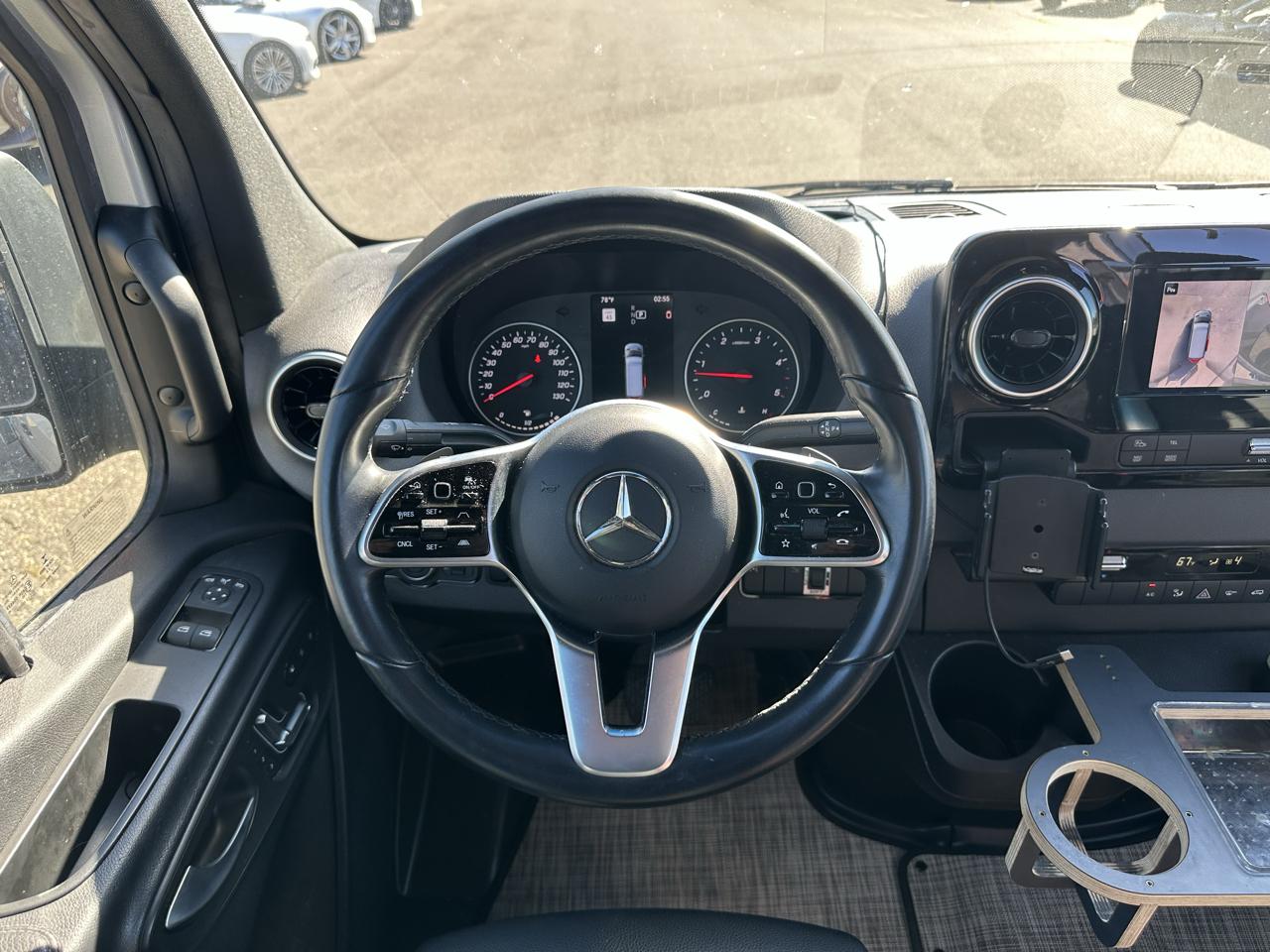 Mercedes-Benz Sprinter Van  2022