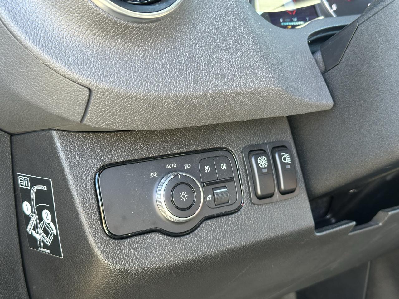 Mercedes-Benz Sprinter Van  2022