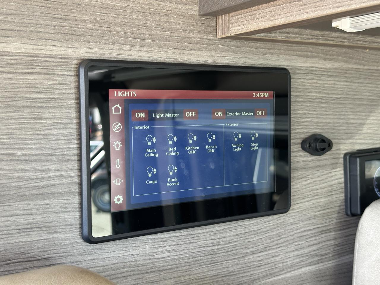 Mercedes-Benz Sprinter Van  2022