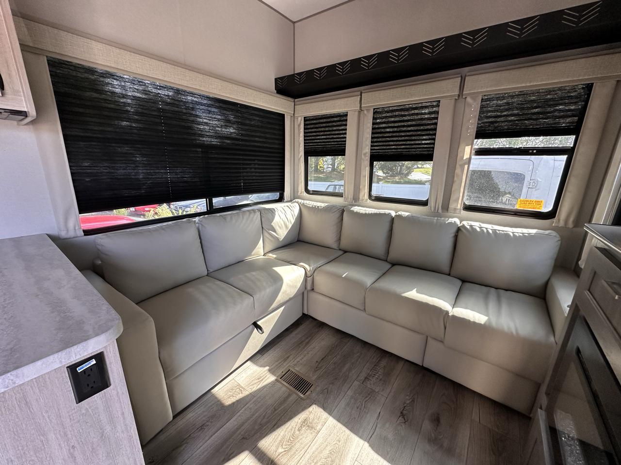 Coachmen Catalina  2025