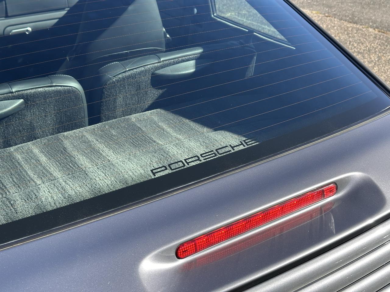 Porsche 911 Carrera 2 2D Coupe 2002