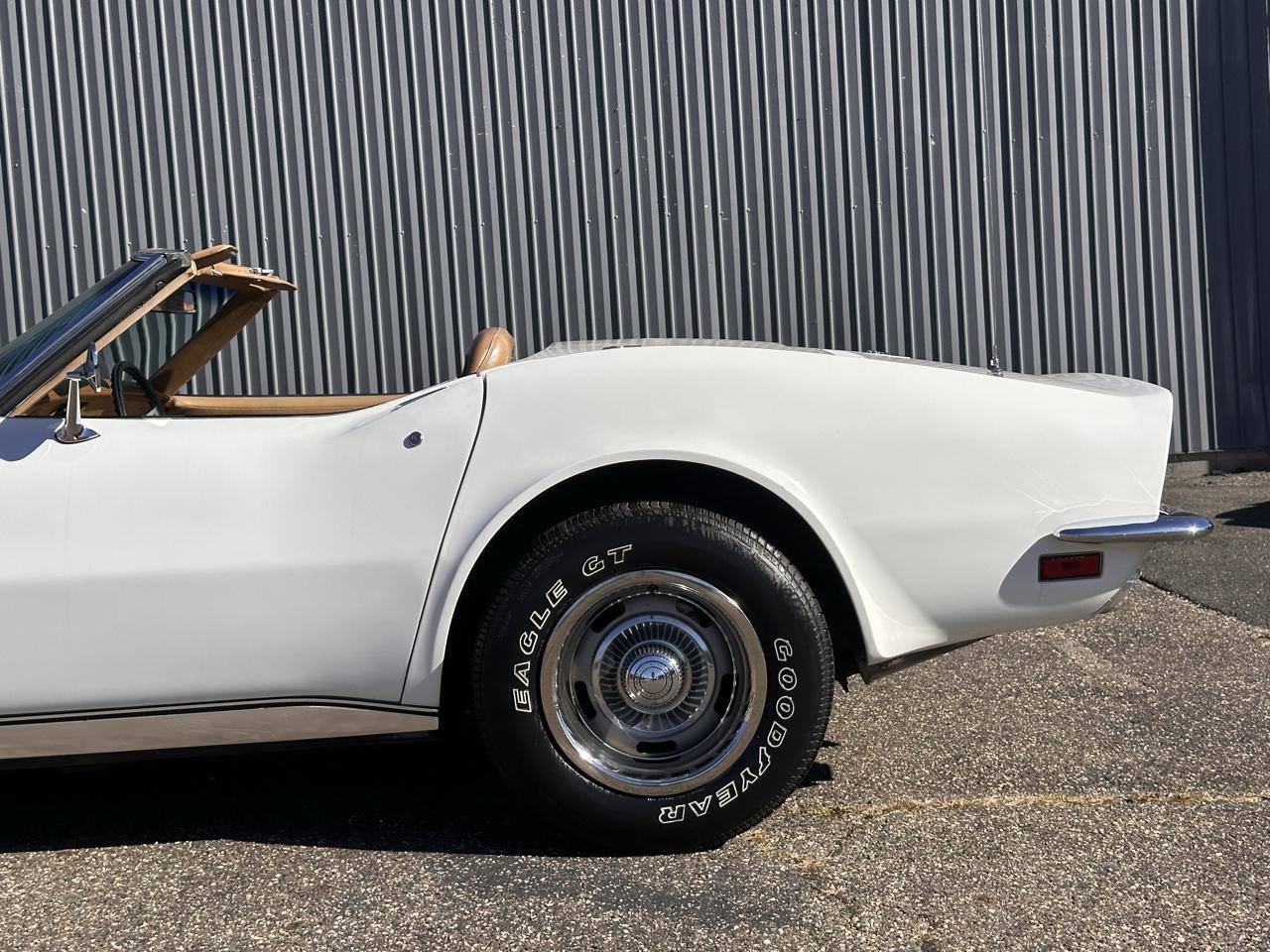 Chevrolet Corvette 2D Convertible 1973