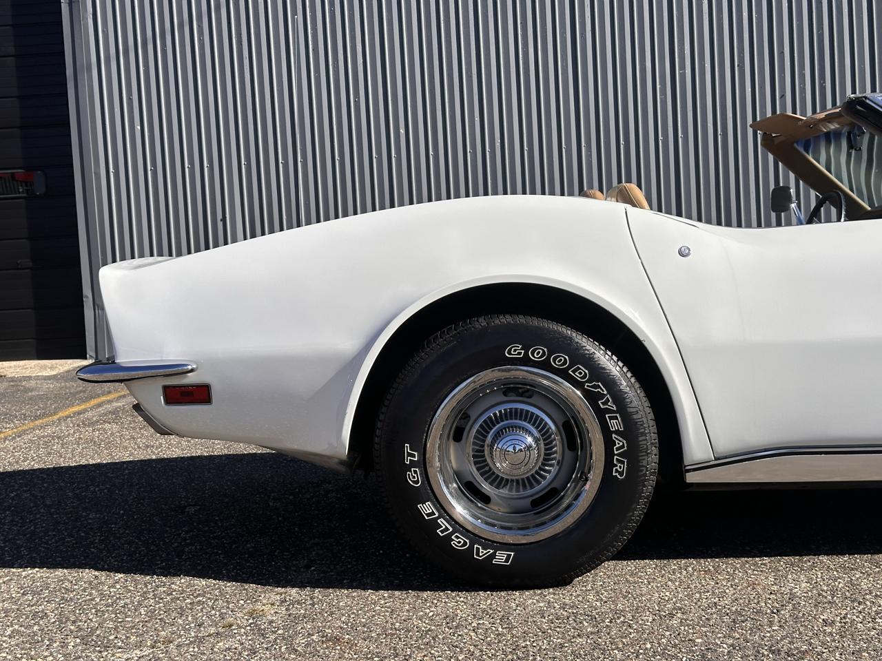 Chevrolet Corvette 2D Convertible 1973