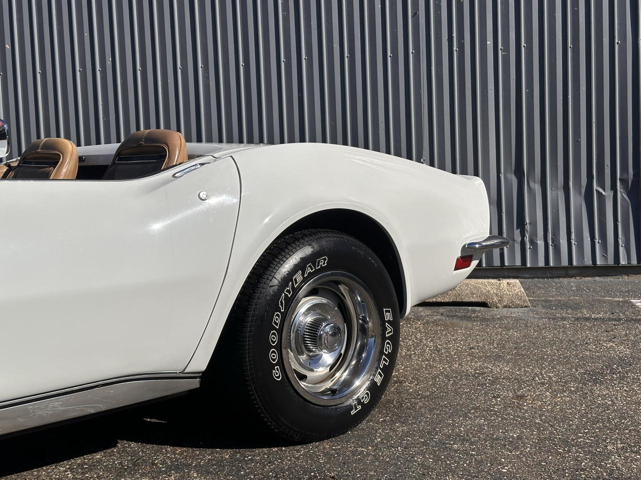 Chevrolet Corvette 2D Convertible 1973