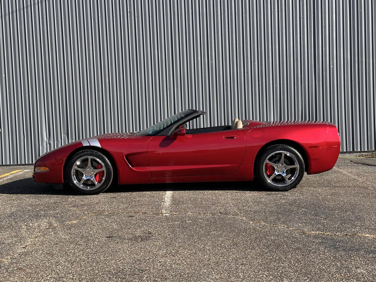 Chevrolet Corvette 2dr Convertible 2001