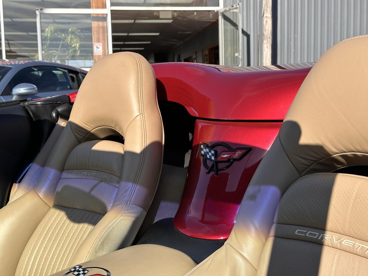 Chevrolet Corvette 2dr Convertible 2001