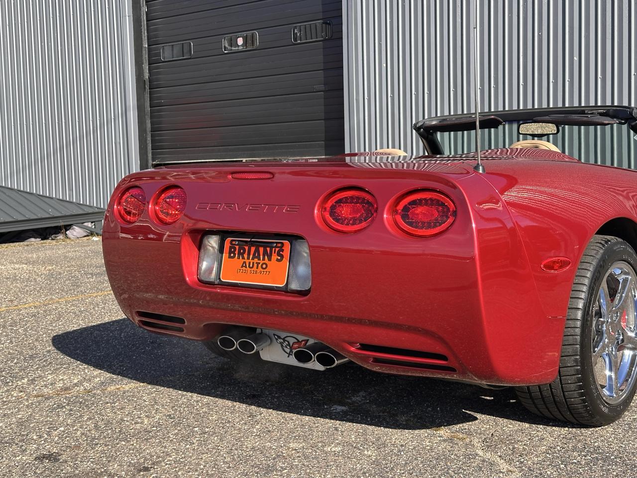 Chevrolet Corvette 2dr Convertible 2001