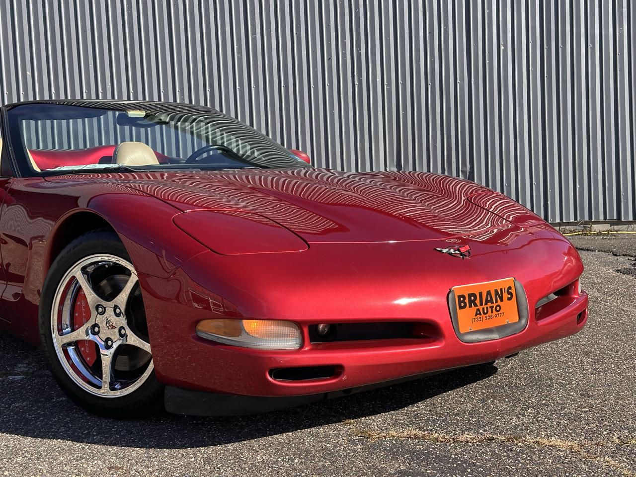 Chevrolet Corvette 2dr Convertible 2001