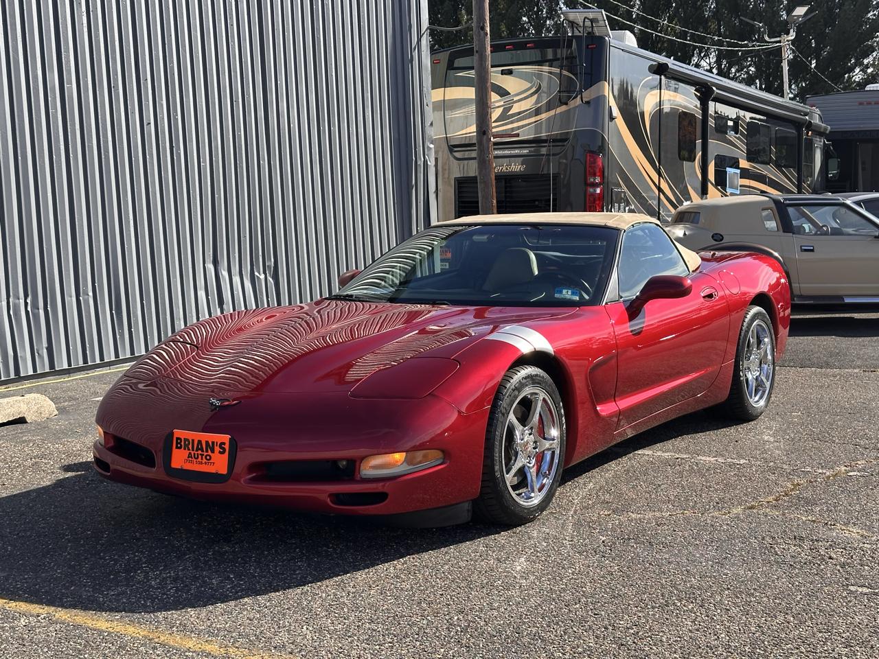 Chevrolet Corvette 2dr Convertible 2001