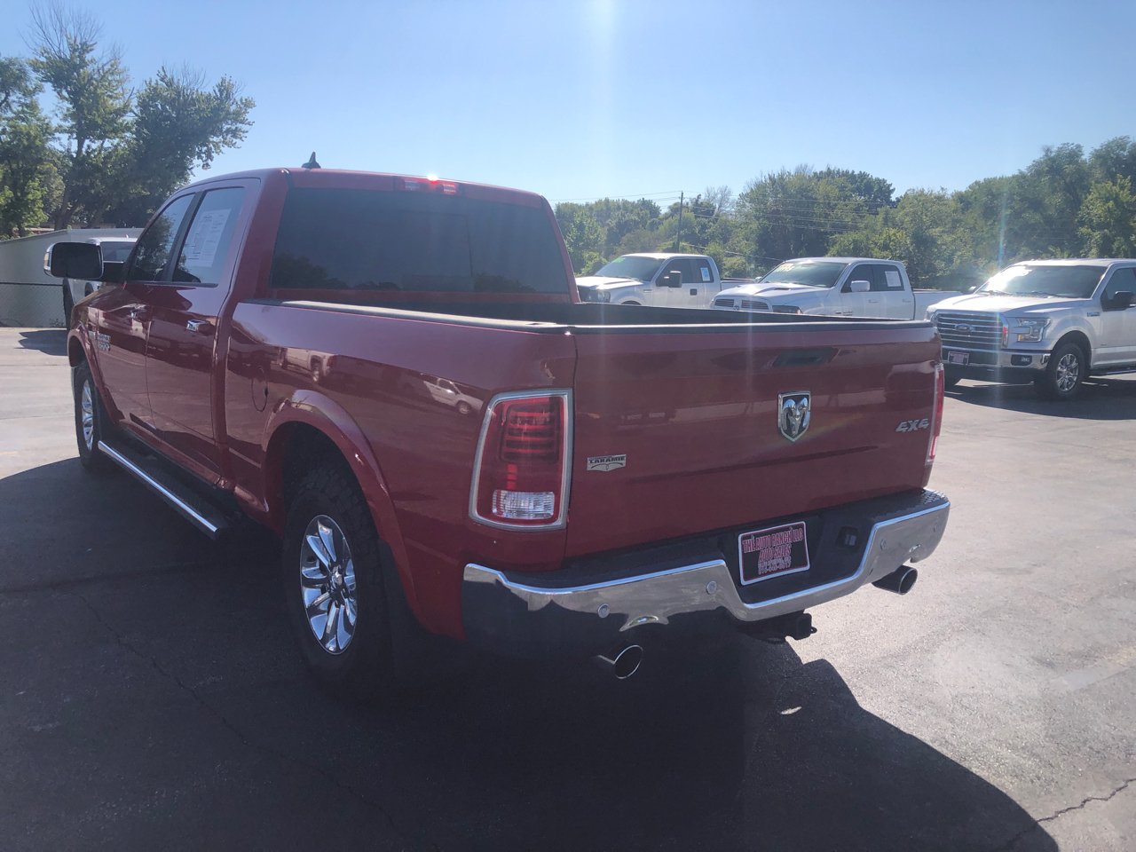 RAM 1500 4WD Crew Cab 149" Laramie 2015